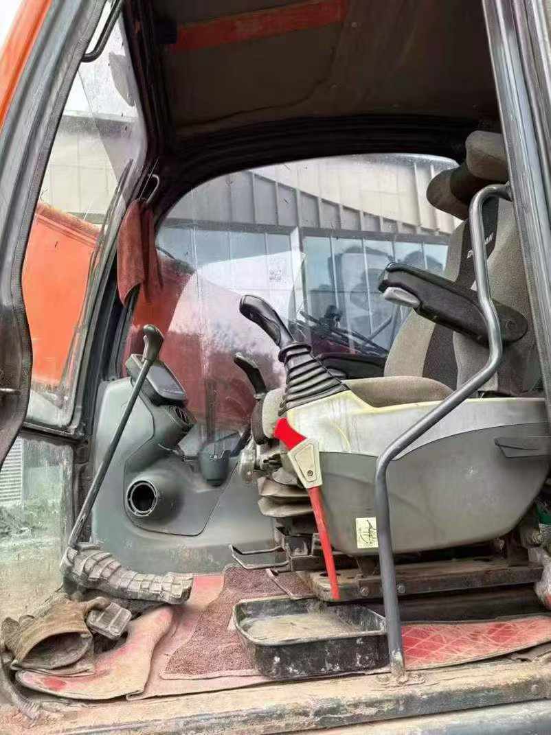 Buy Doosan DH225-7 Used Excavator / 7