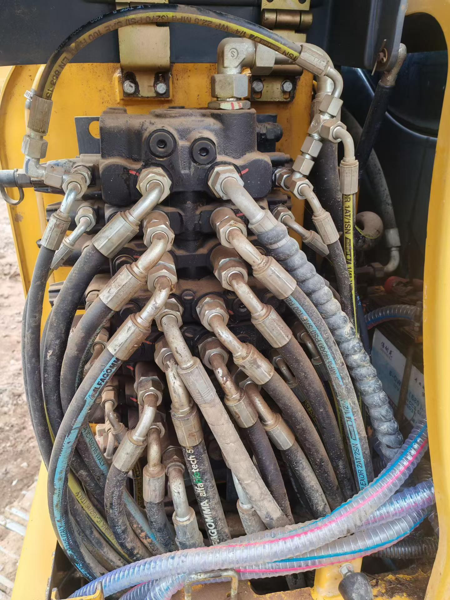 Buy XCMG XE60 Used Excavator / 7