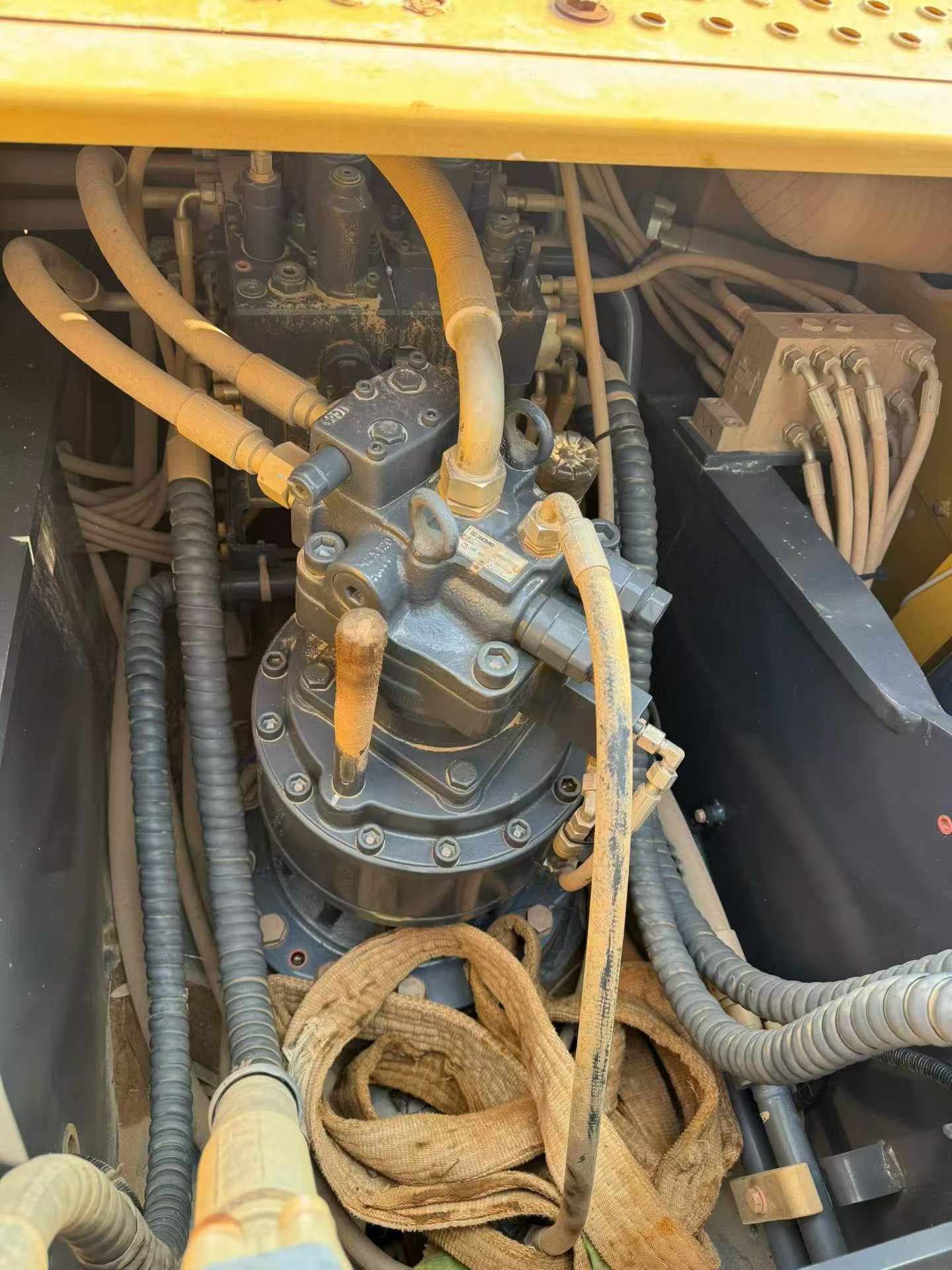 Buy XCMG XE200 Used Excavator / 6