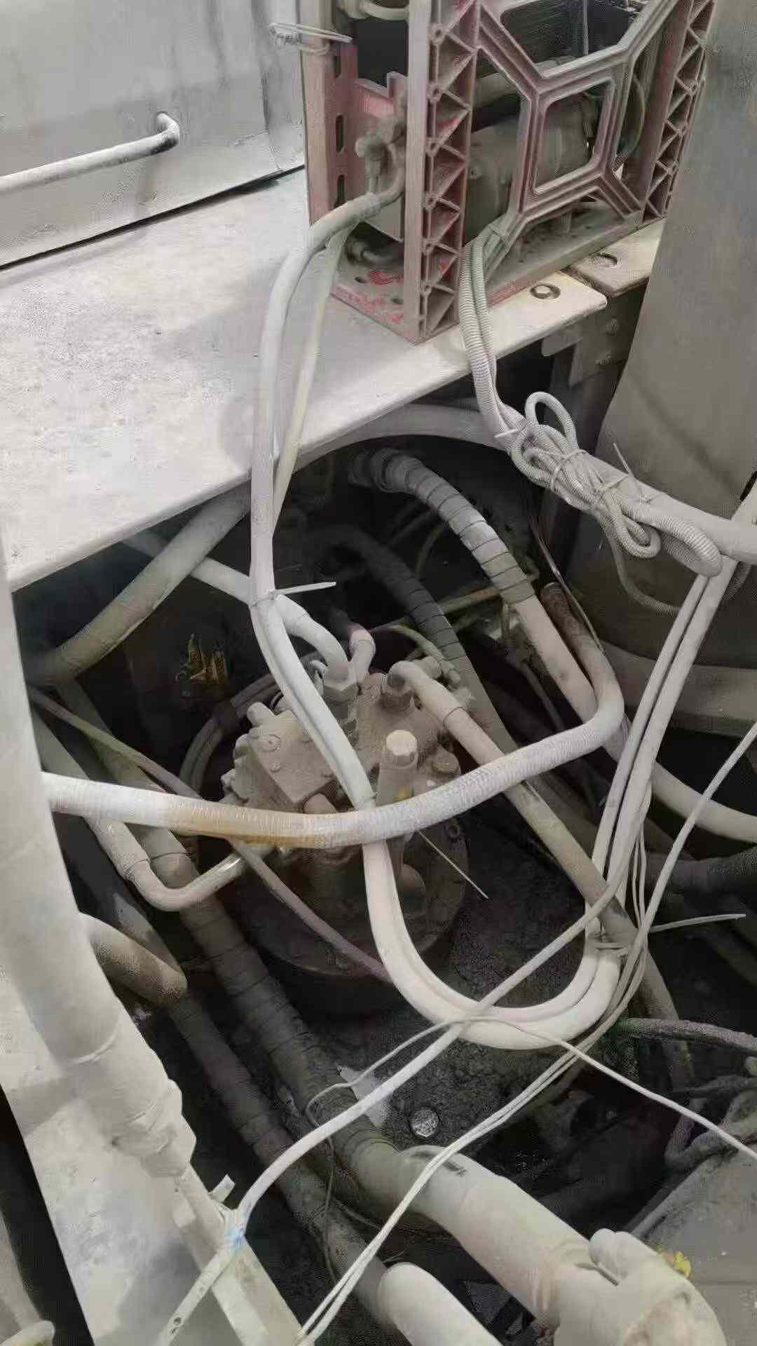 Buy Sany SY245H Used Excavator / 2