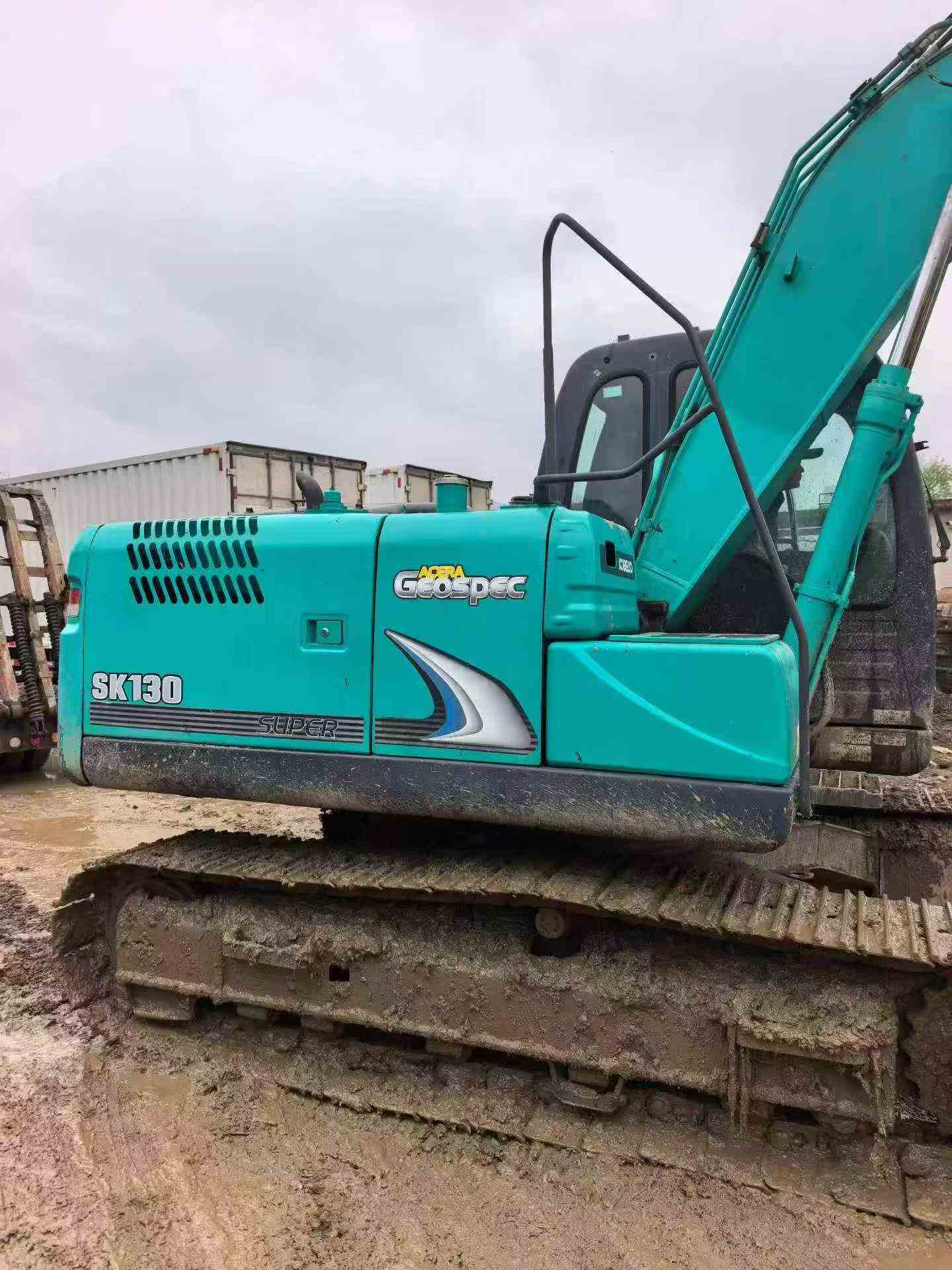 Buy Kobelco SK130 Used Excavator / 7