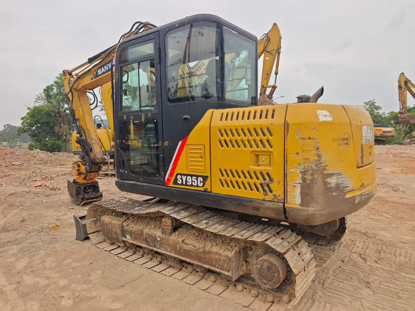 Buy Sany SY85C Used Excavator / 4