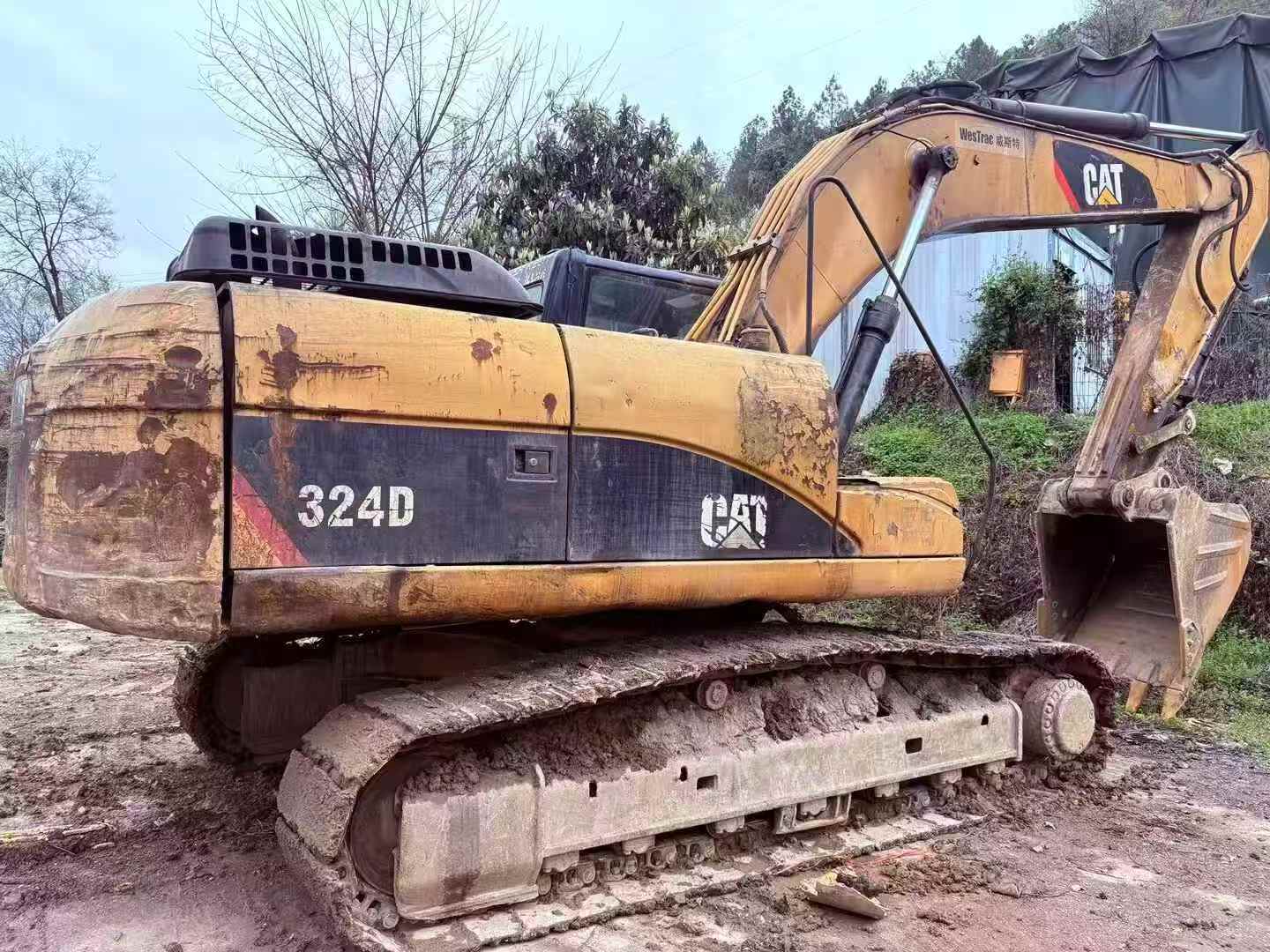 Buy Caterpillar 324D Used Excavator / 2