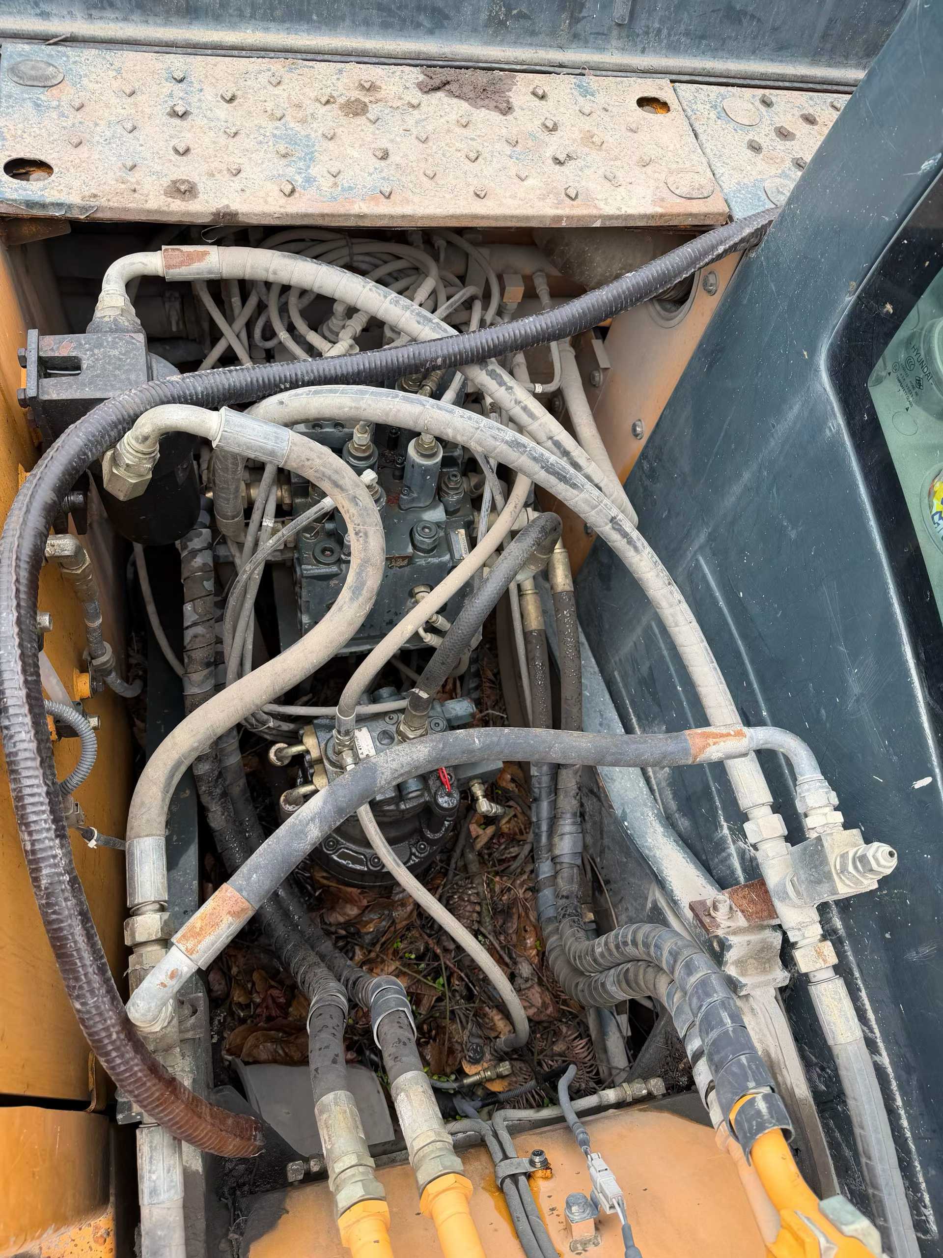 Buy Hyundai R150-7 Used Excavator / 8