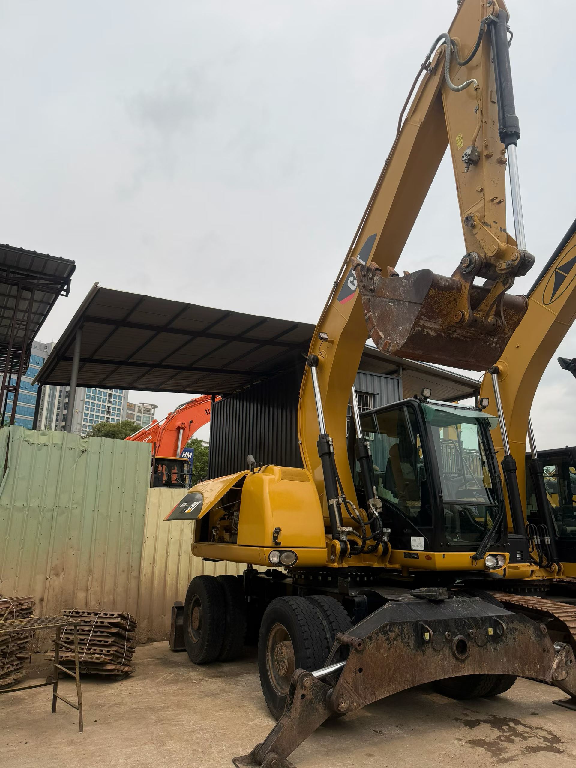 Buy Caterpillar 317 Used Excavator / 5