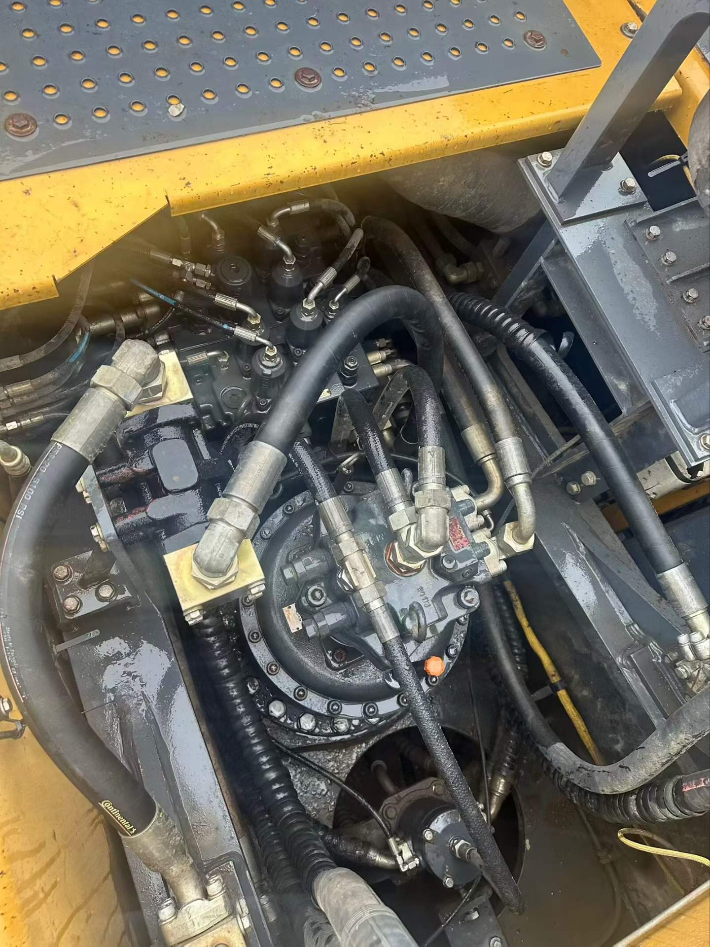 Buy XCMG XE490D Used Excavator / 7