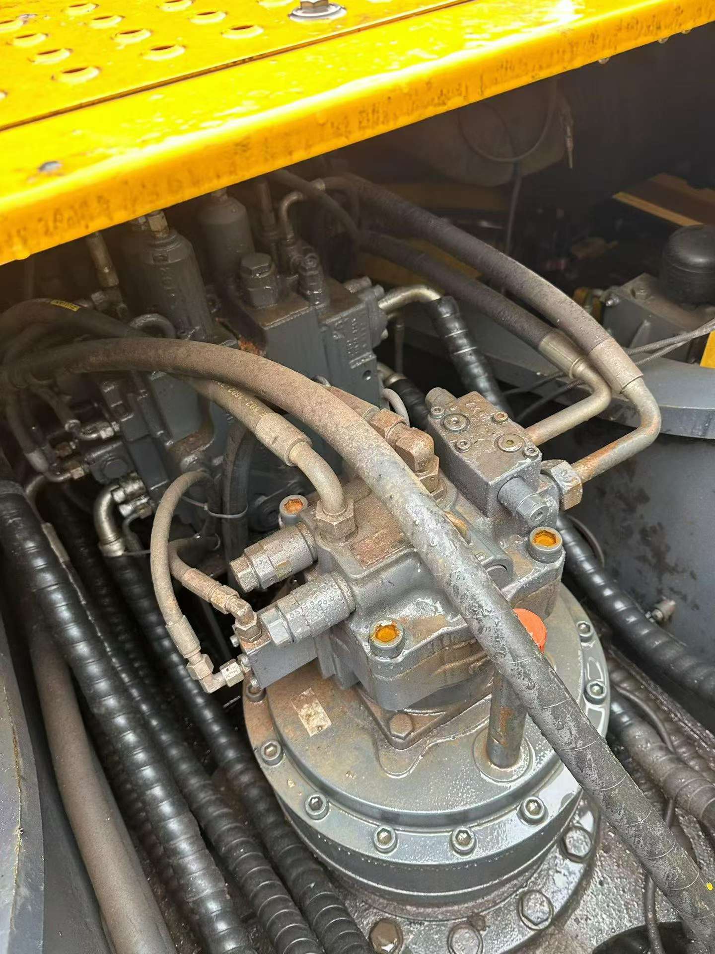 Buy XCMG XE370 Used Excavator / 5