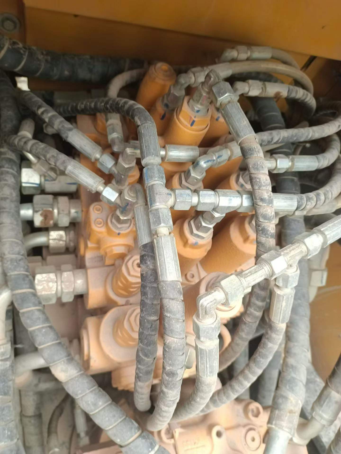 Buy Sany SY115C Used Excavator / 6