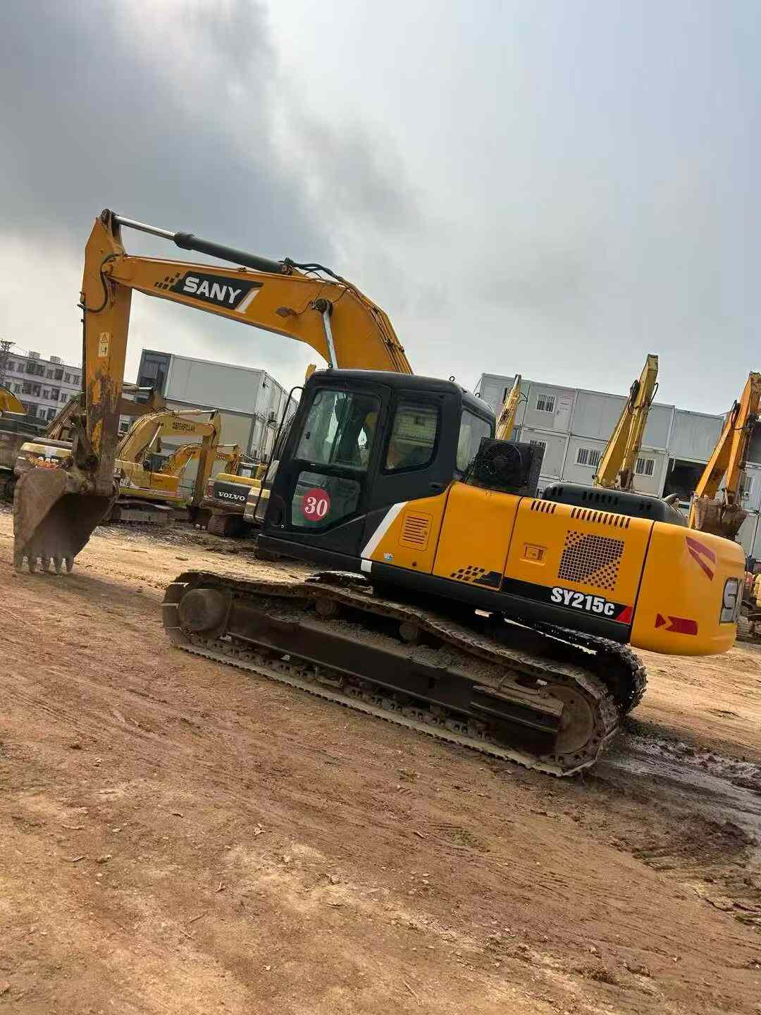 Buy Sany SY215C Used Excavator / 2