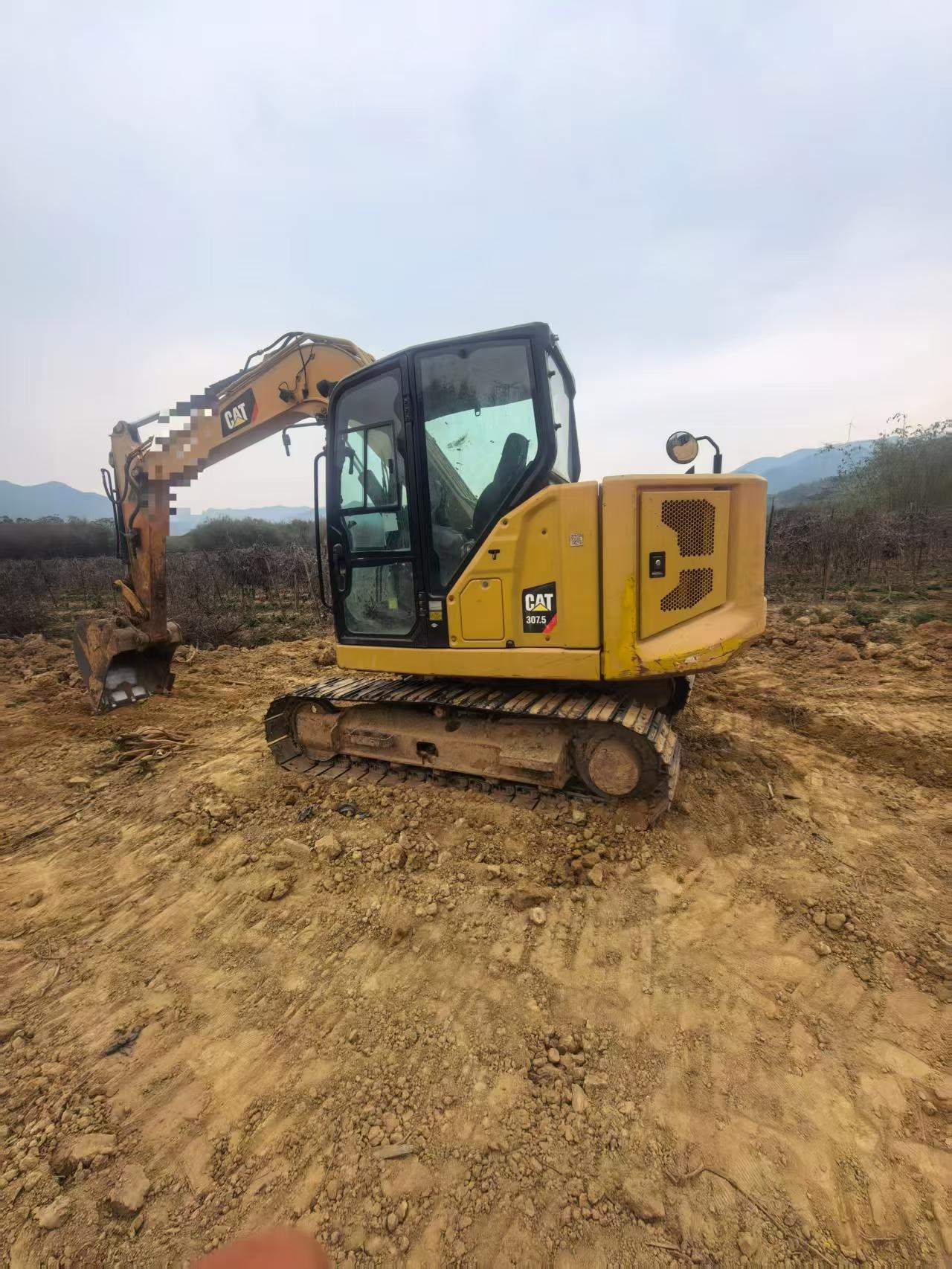 Buy Caterpillar 307B Used Excavator / 6