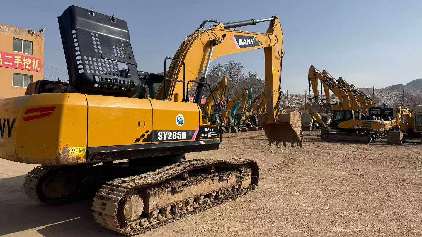 Buy Sany SY245H Used Excavator / 3