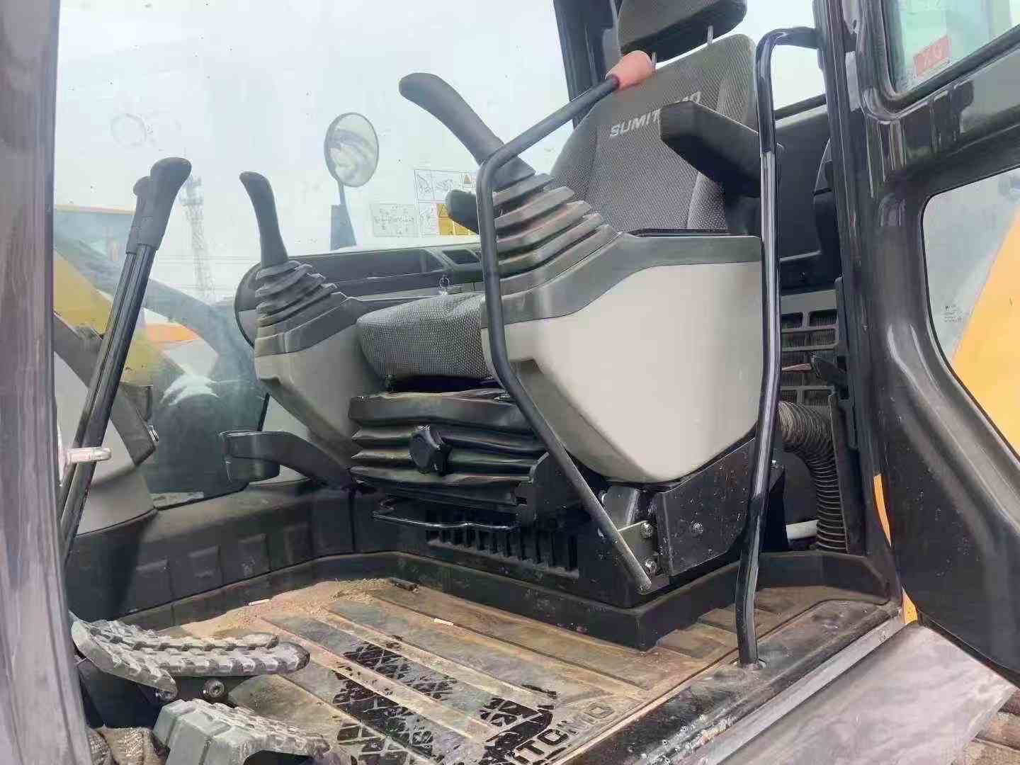 Buy Sumitomo SH80-6 Used Excavator / 6