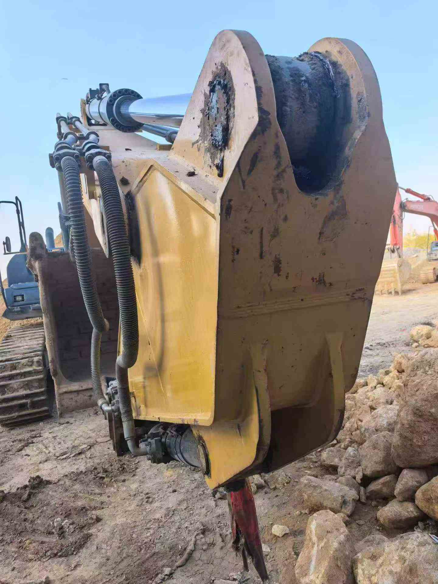 Buy XCMG XE380K Used Excavator / 4