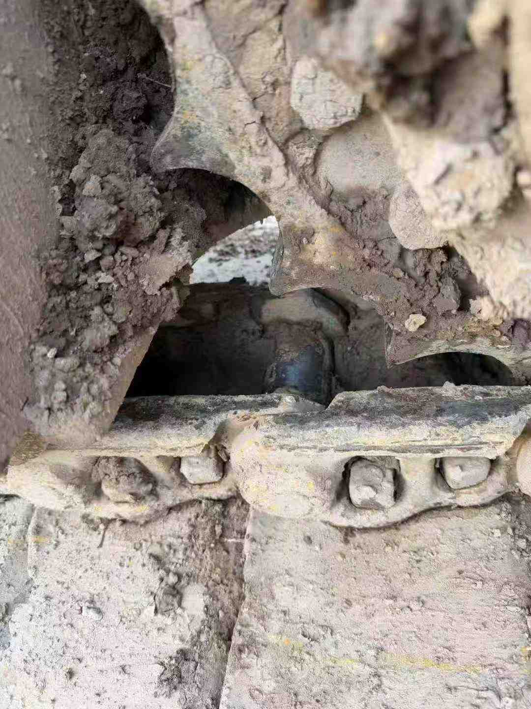 Buy Hitachi EX200-3 Used Excavator / 8