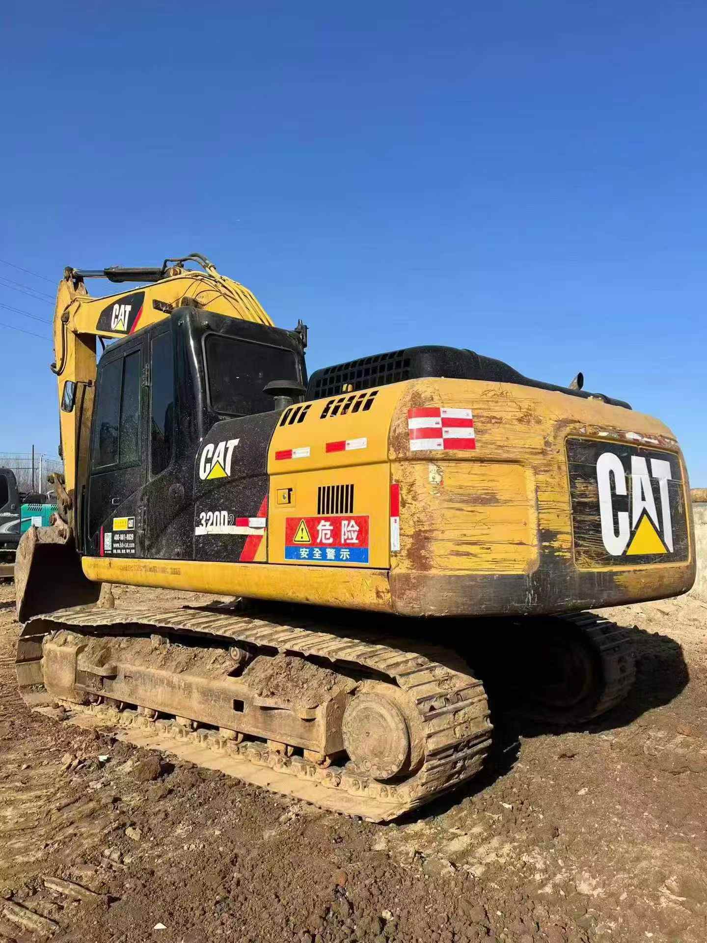 Buy Caterpillar 320D2GC Used Excavator / 2