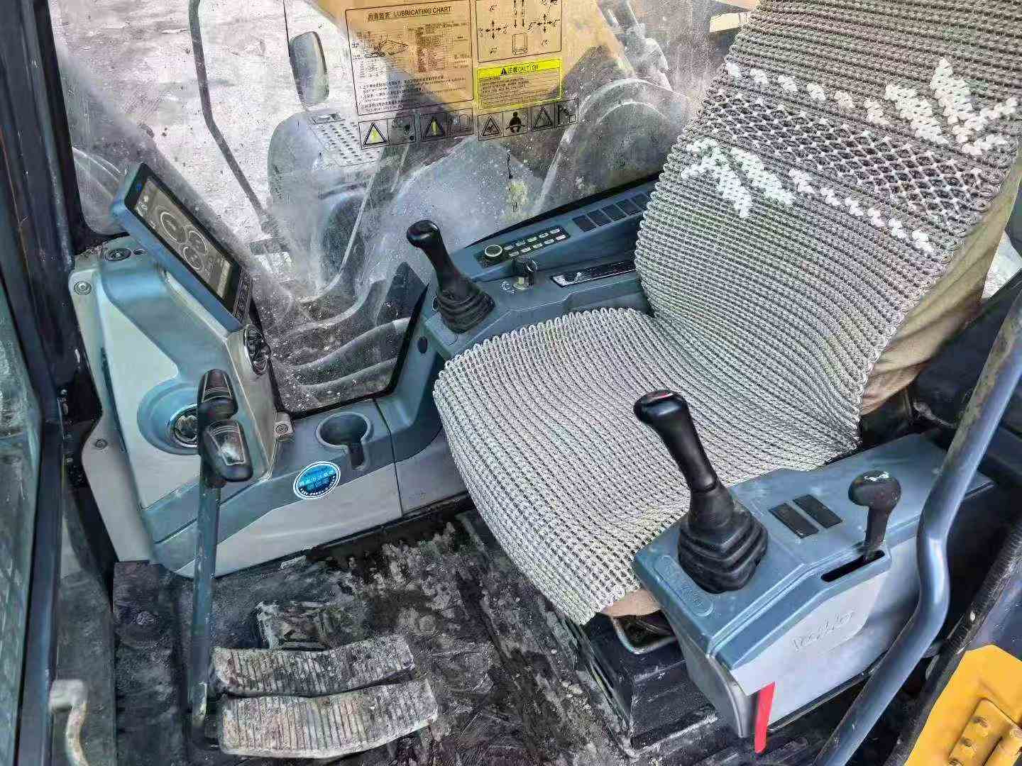 Buy XCMG XE370 Used Excavator / 7