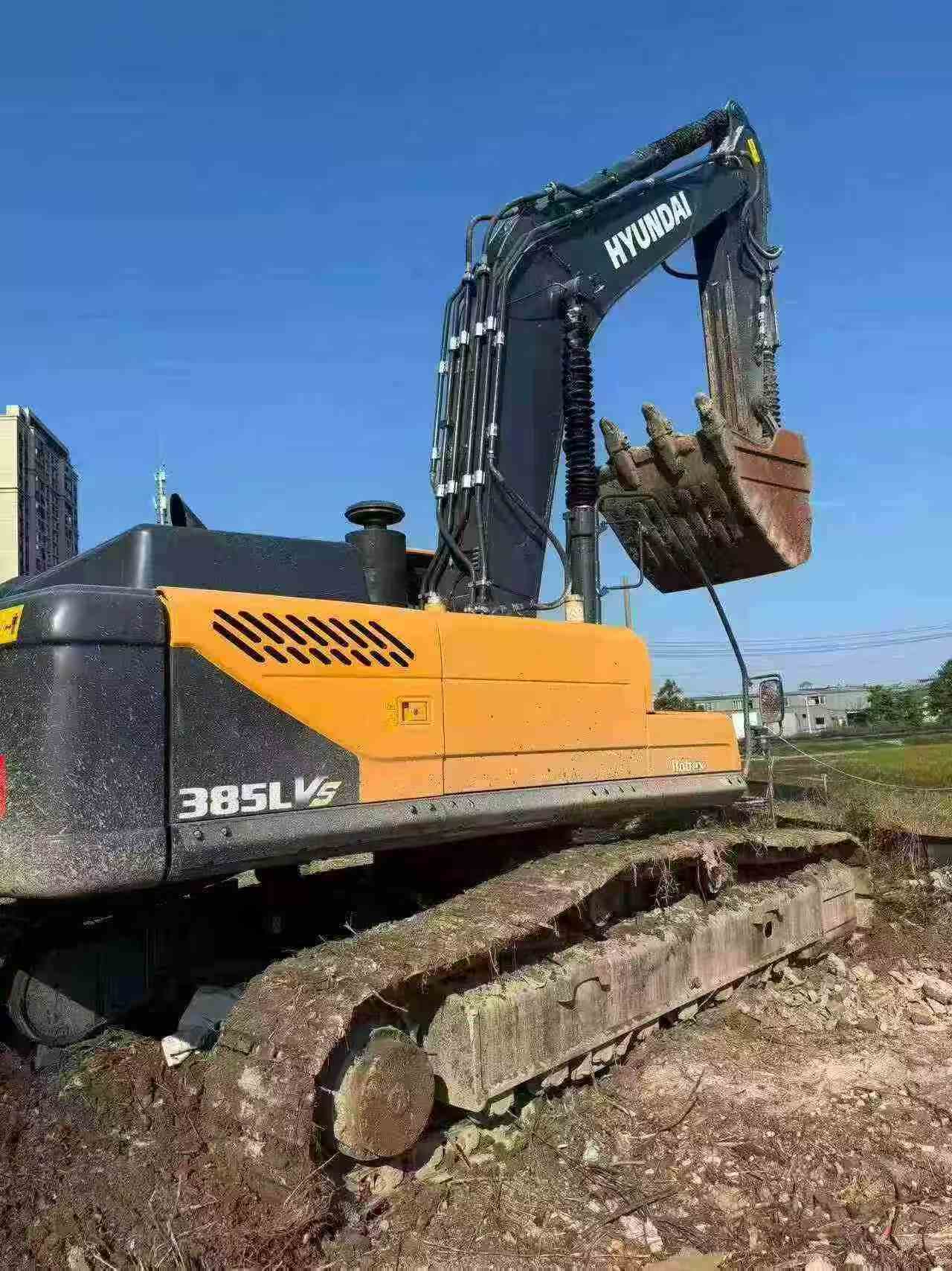 Buy Hyundai R385LVS Used Excavator / 3