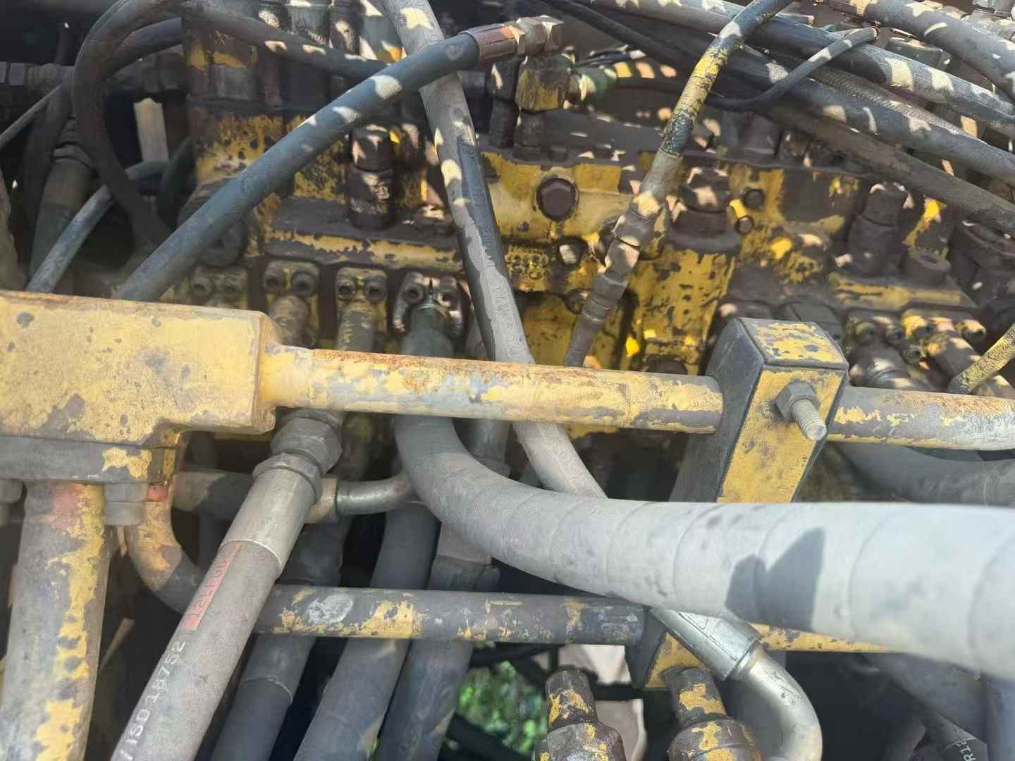 Buy Caterpillar 320V2 Used Excavator / 4