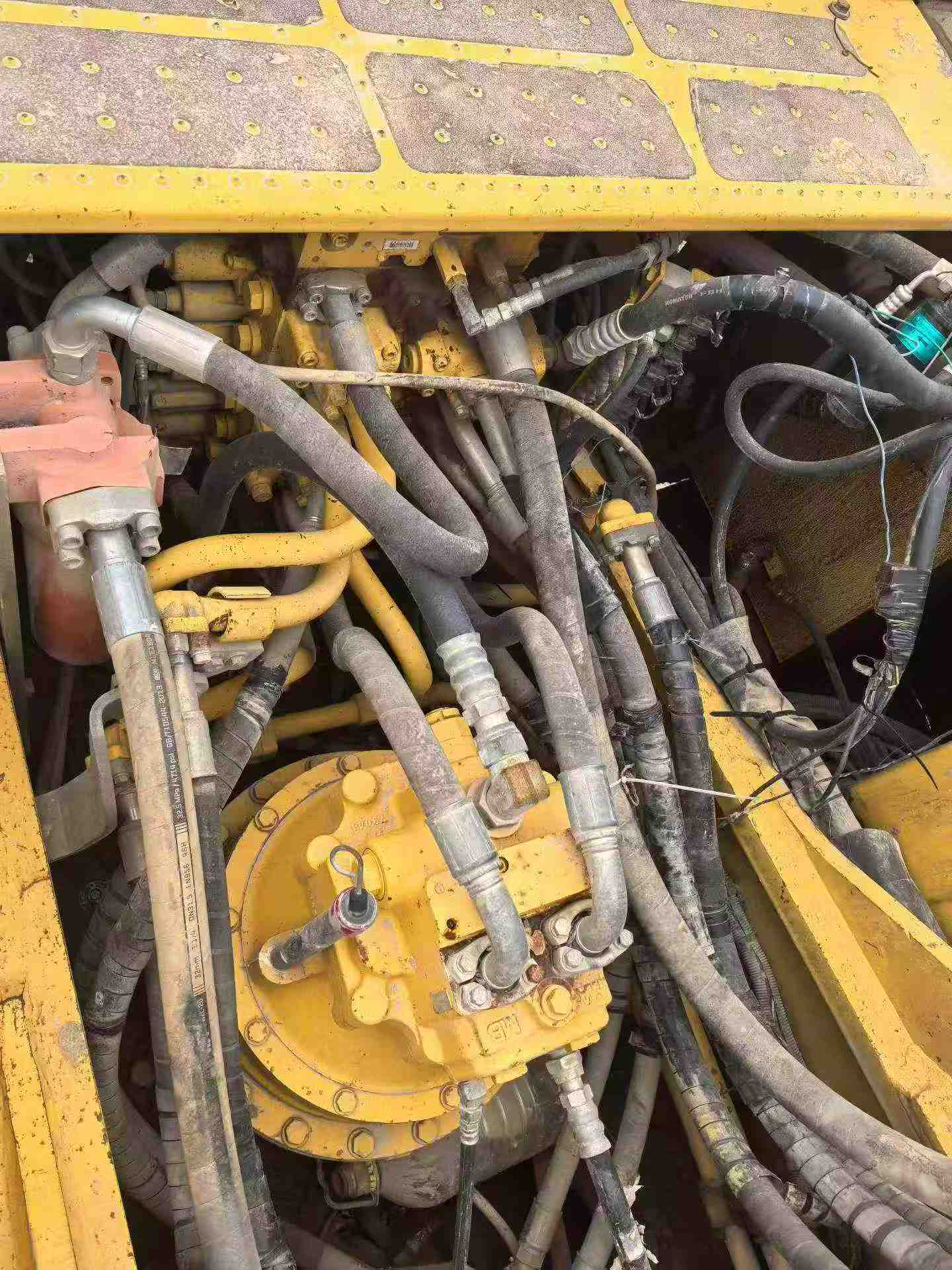 Buy Komatsu PC360-7 Used Excavator / 4
