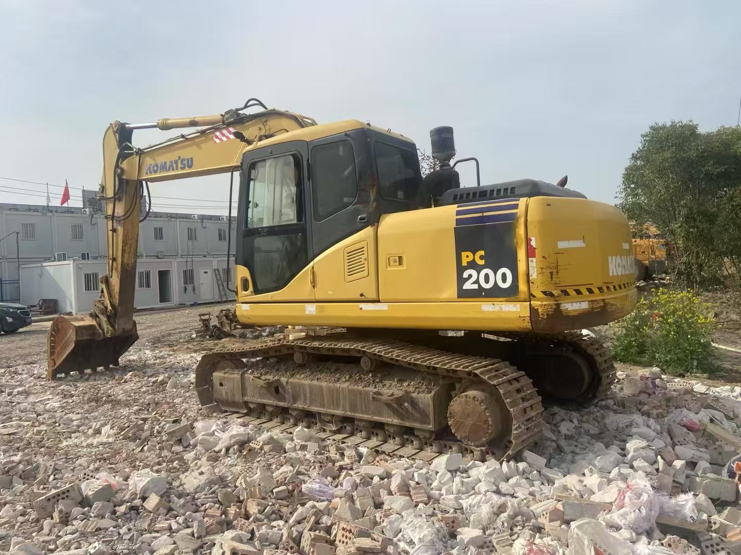 Buy Komatsu PC160-6 Used Excavator / 5