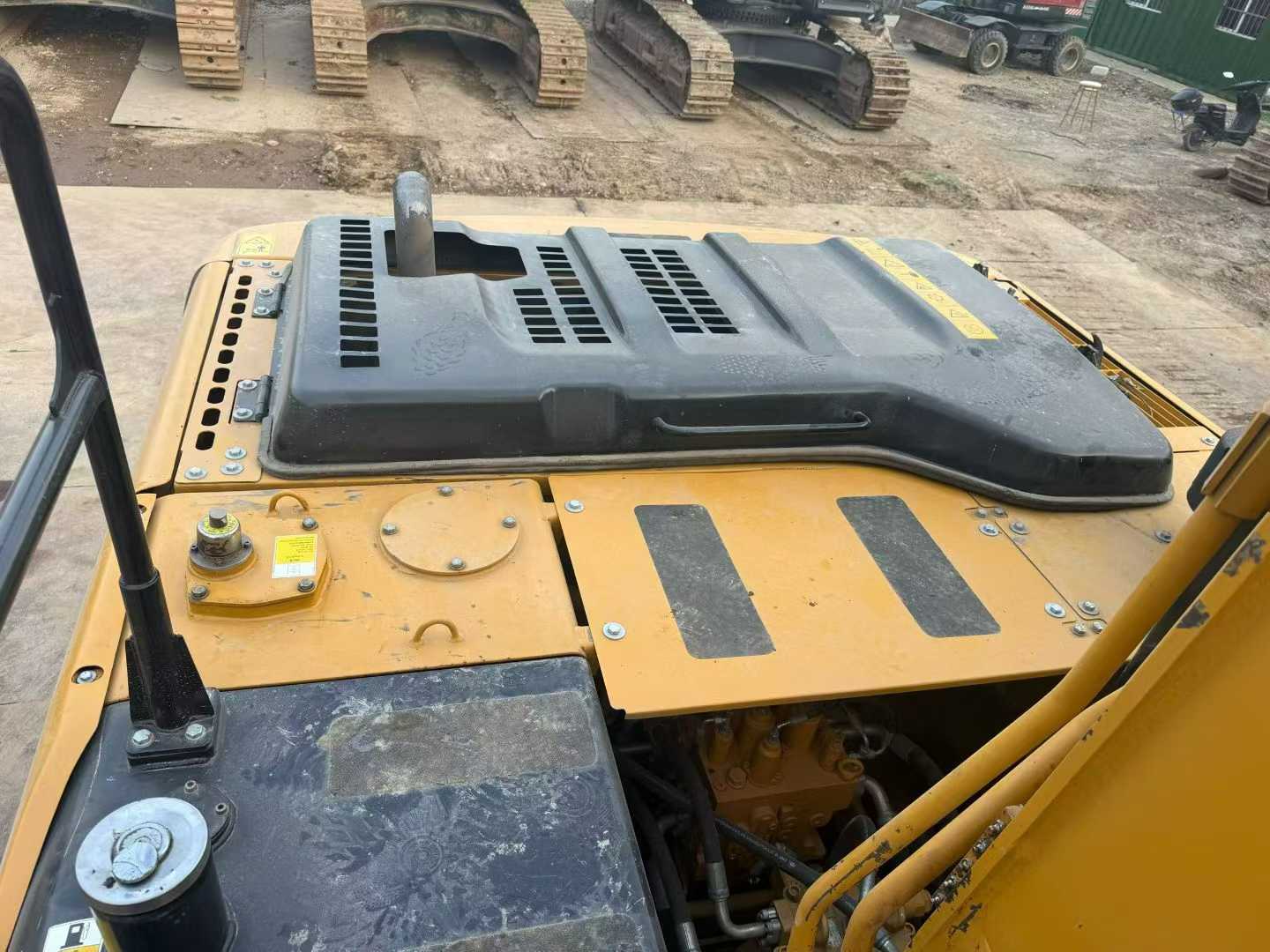 Buy Sany SY215C Used Excavator / 4