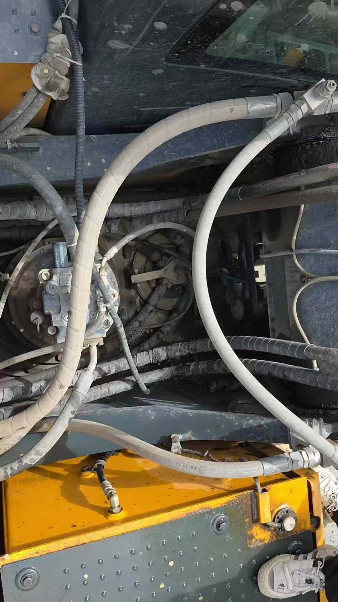 Buy Hyundai R350LVS Used Excavator / 2