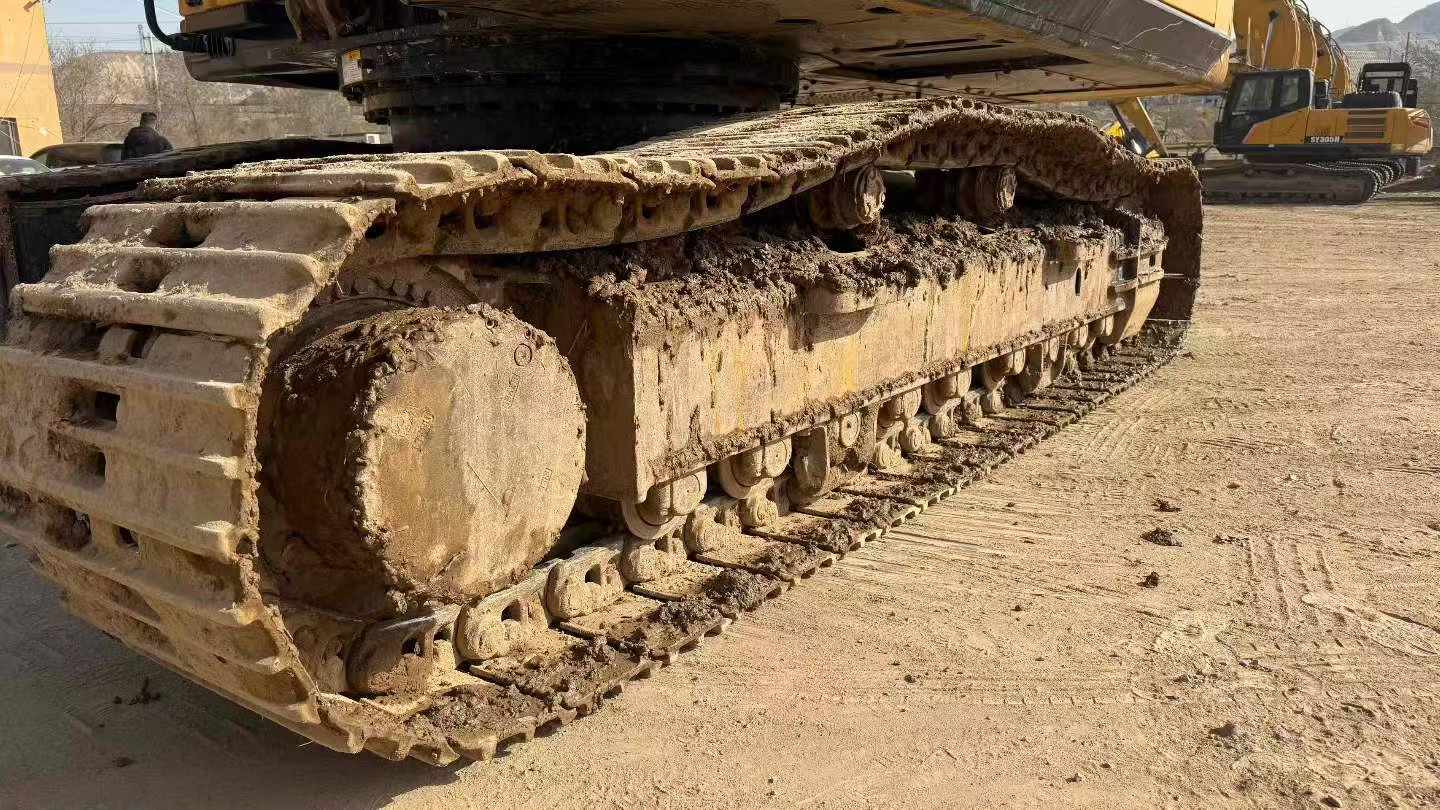 Buy Sany SY245H Used Excavator / 9