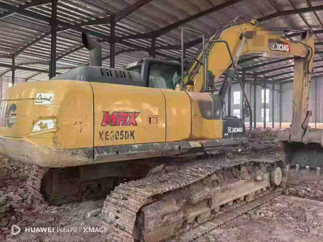 Buy XCMG XE245D Used Excavator / 2