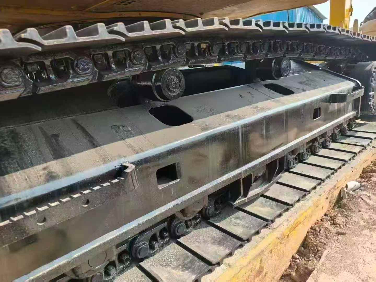 Buy Caterpillar 320A Used Excavator / 2