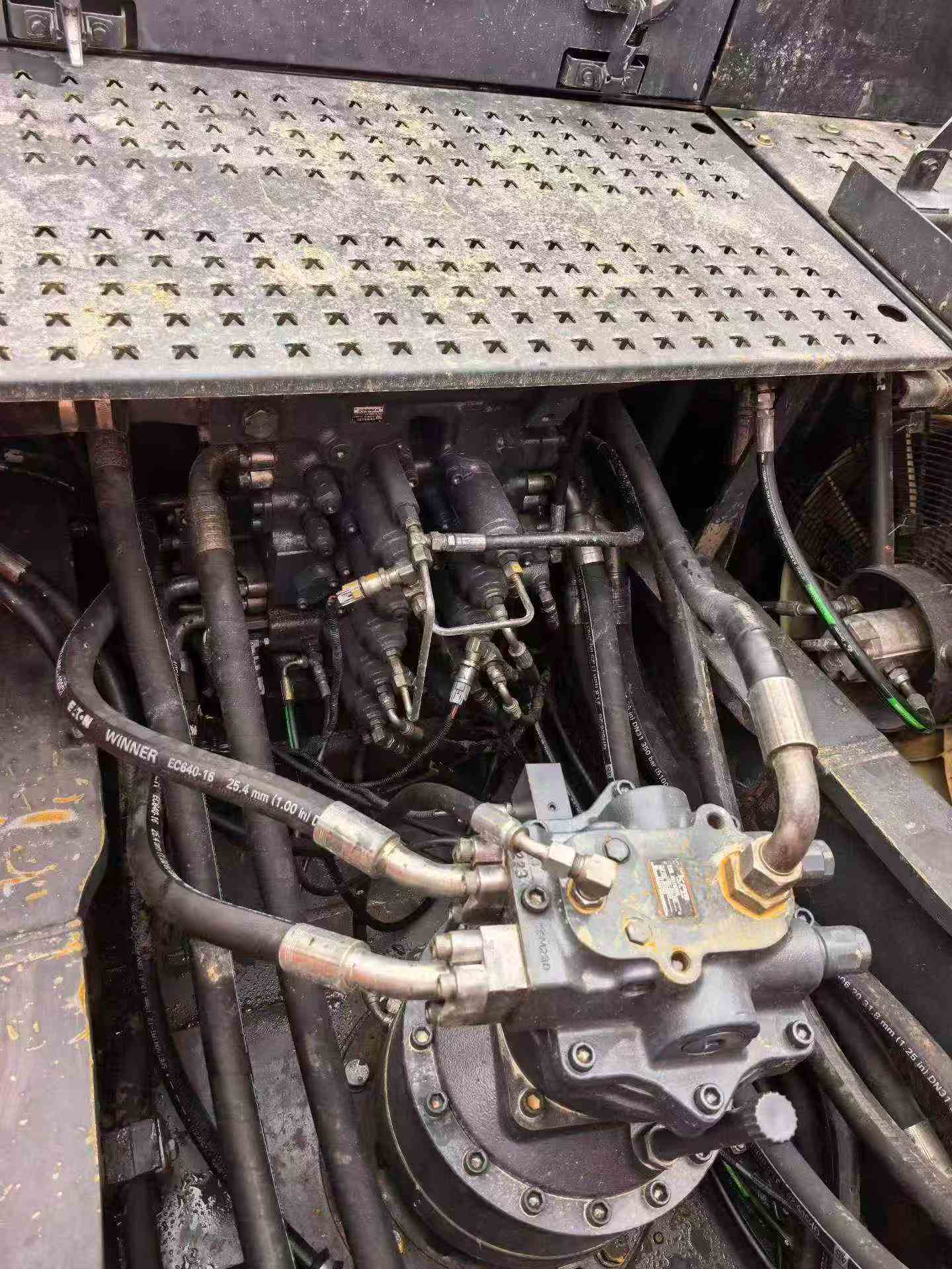 Buy Doosan DH420 Used Excavator / 5