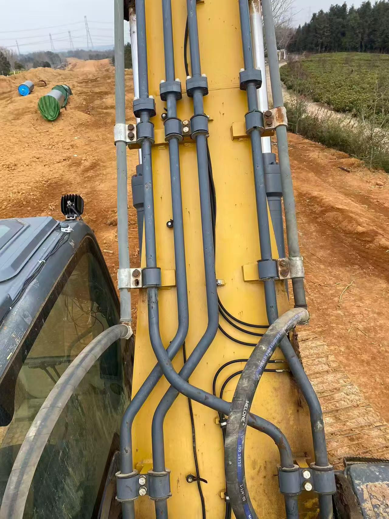 Buy XCMG XE380K Used Excavator / 3