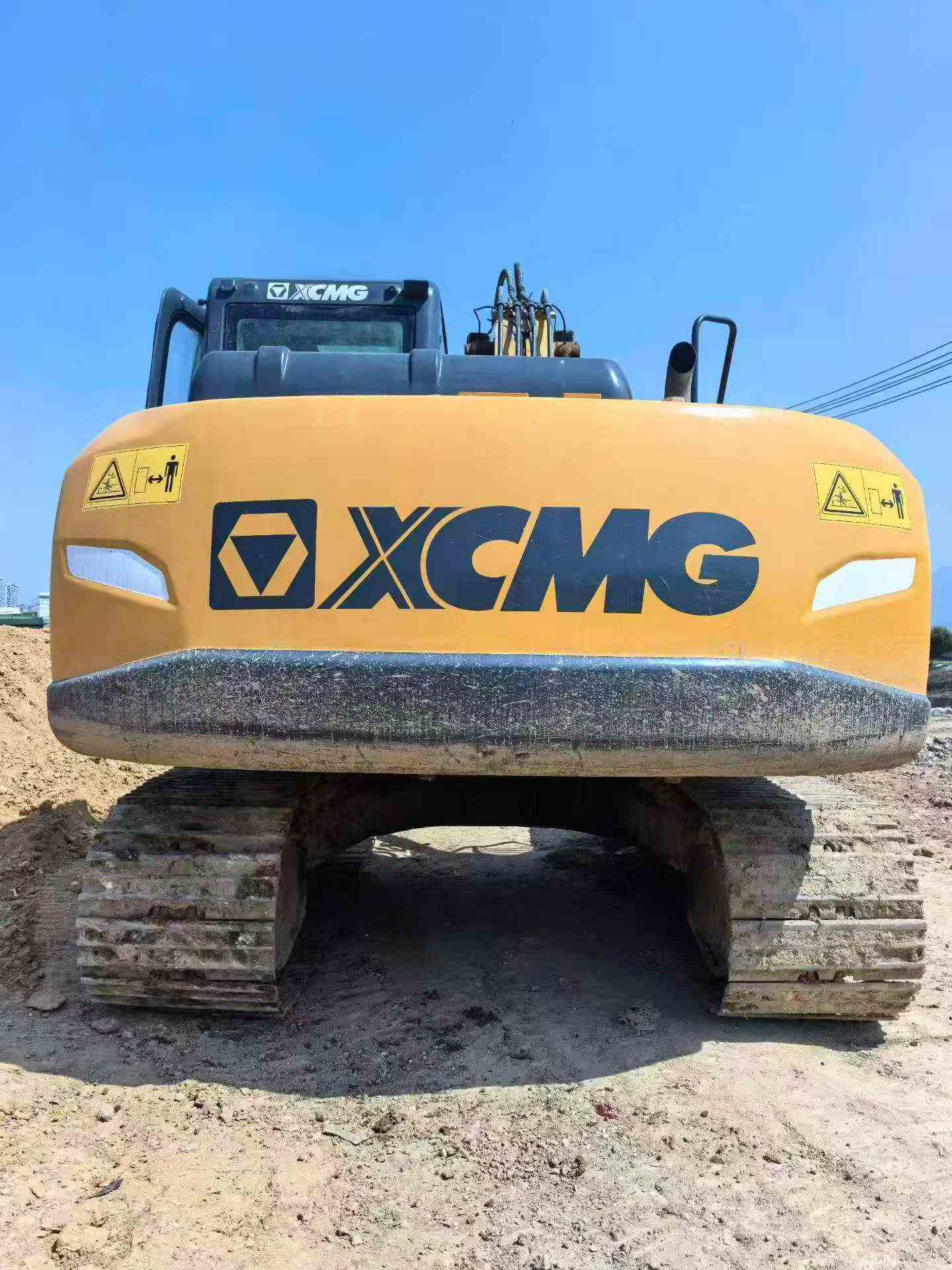 Buy XCMG XE155D Used Excavator / 4
