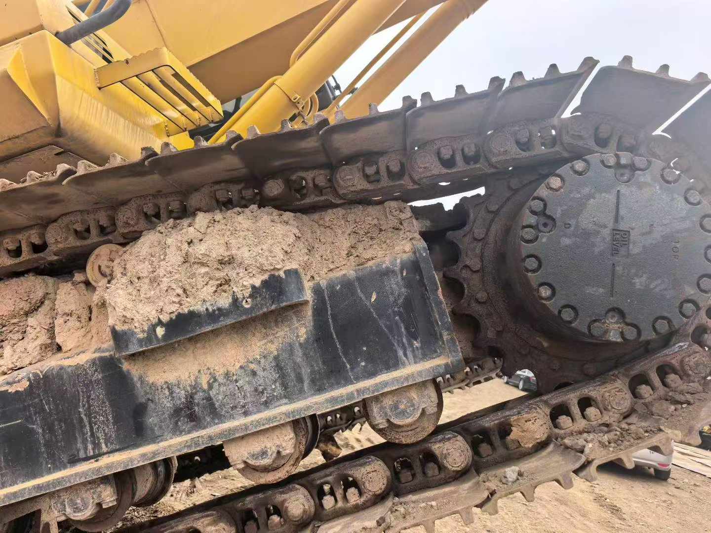 Buy Komatsu PC200 Used Excavator / 9