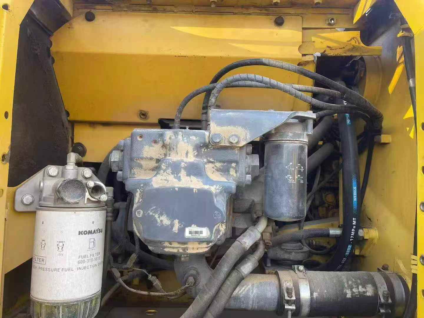 Buy Komatsu PC240-6 Used Excavator / 9