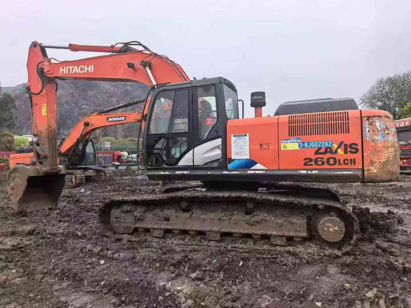 Buy Hitachi ZX260-3G Used Excavator / 8