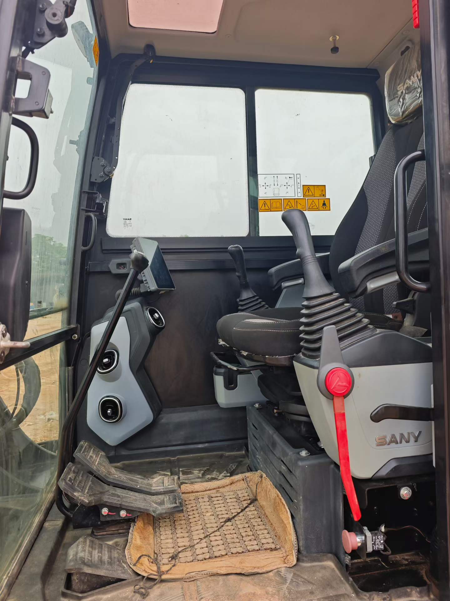 Buy Sany SY60 Used Excavator / 5