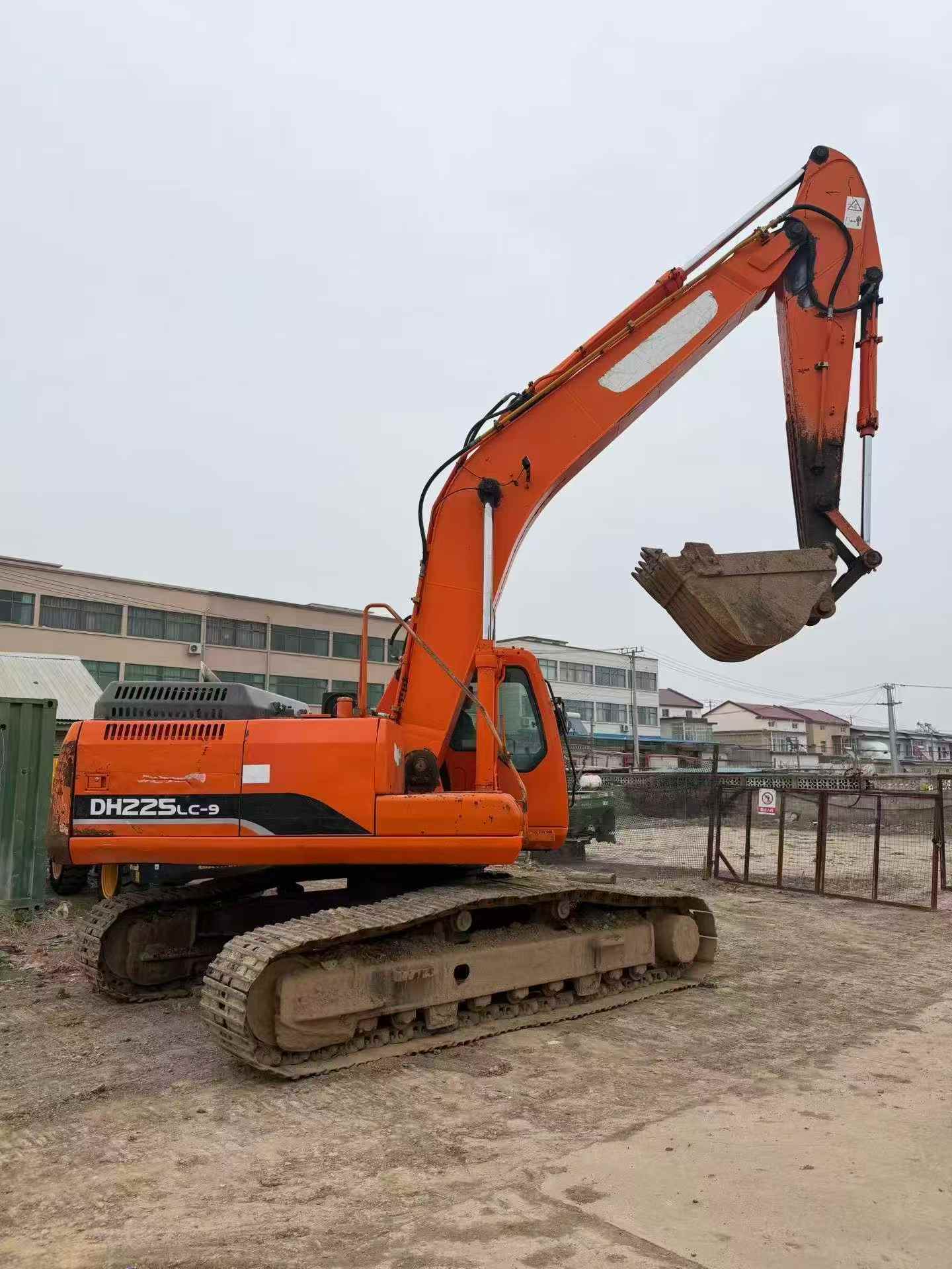 Buy Doosan S225 Used Excavator / 2