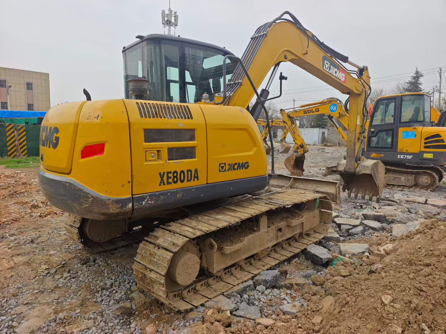 Buy XCMG XE75C Used Excavator / 3