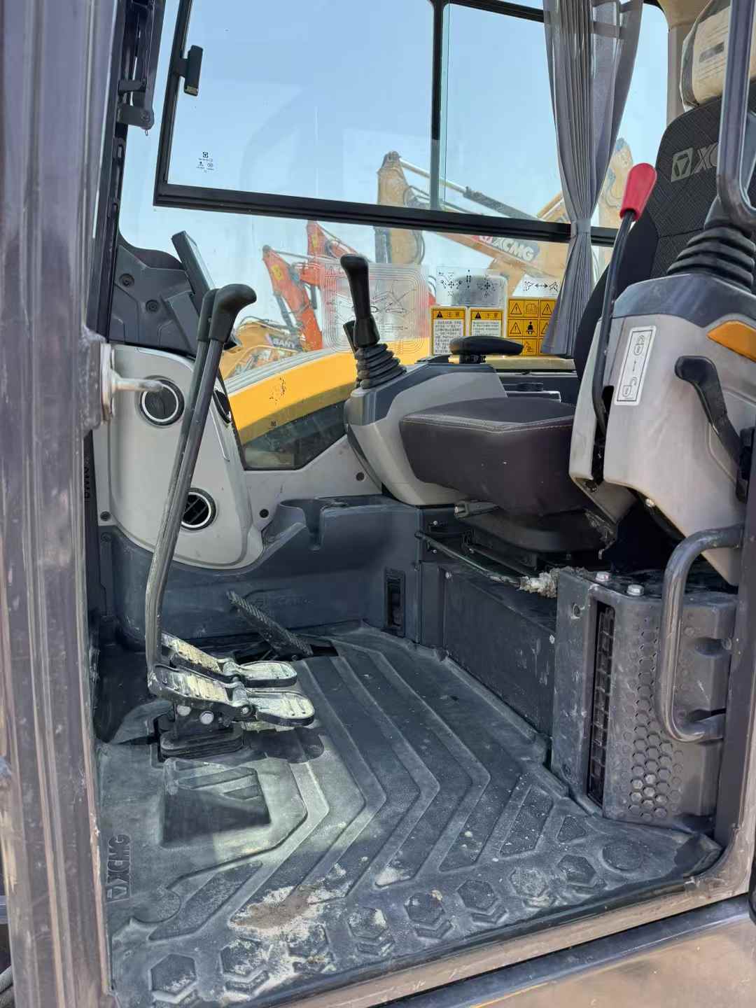 Buy XCMG XE55D Used Excavator / 5