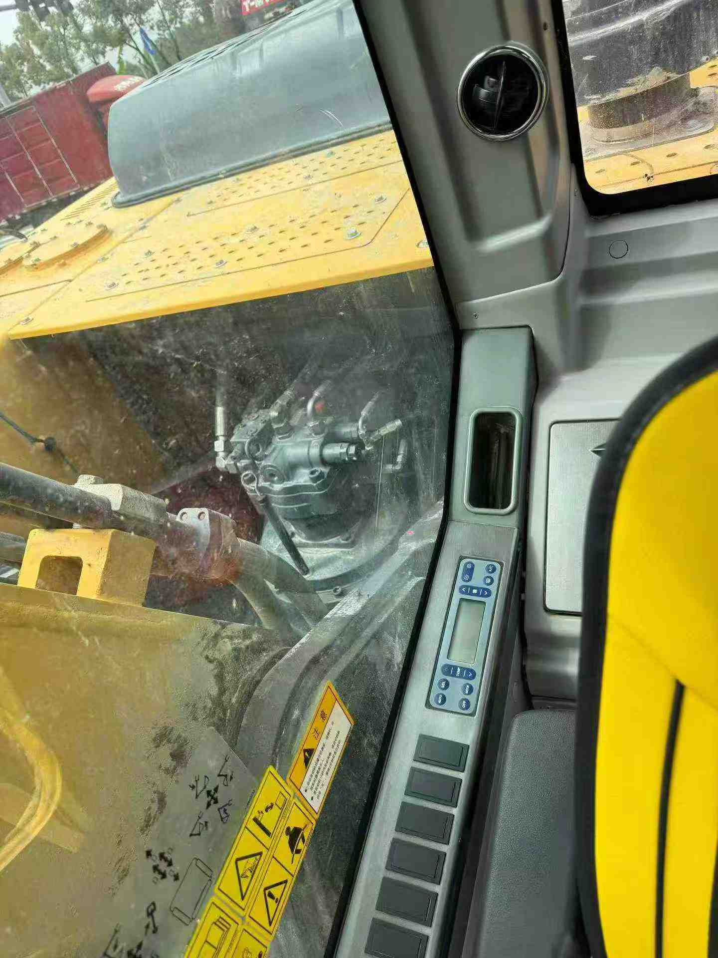 Buy XCMG XE305D Used Excavator / 8