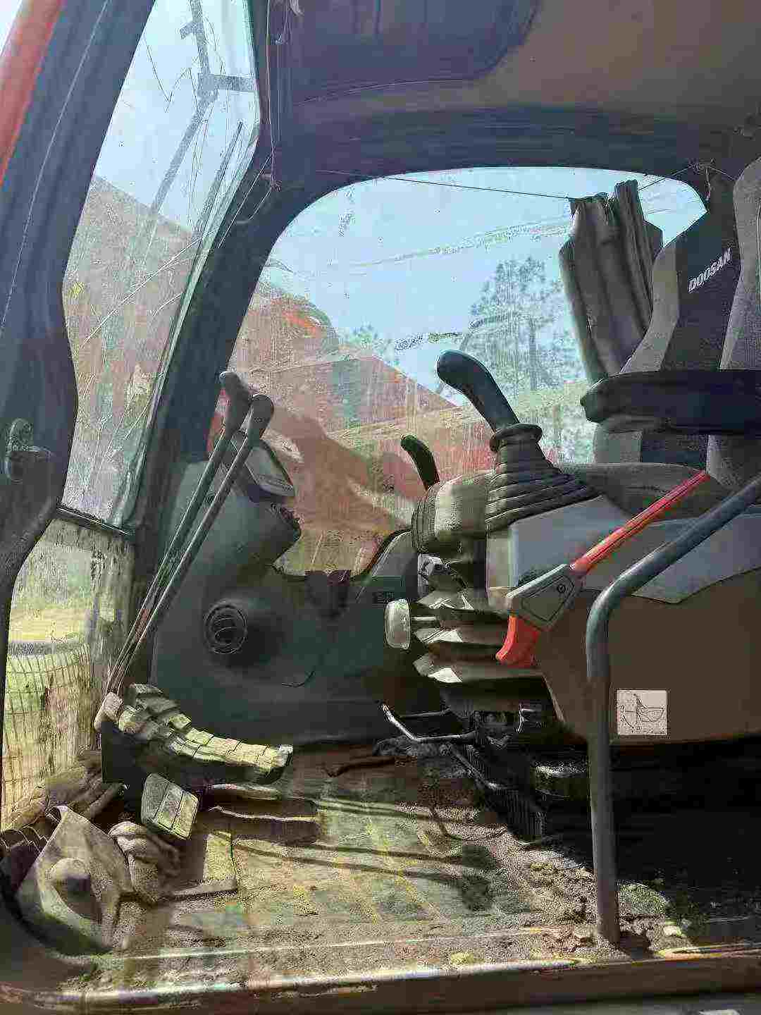 Buy Doosan DX215-9C Used Excavator / 4