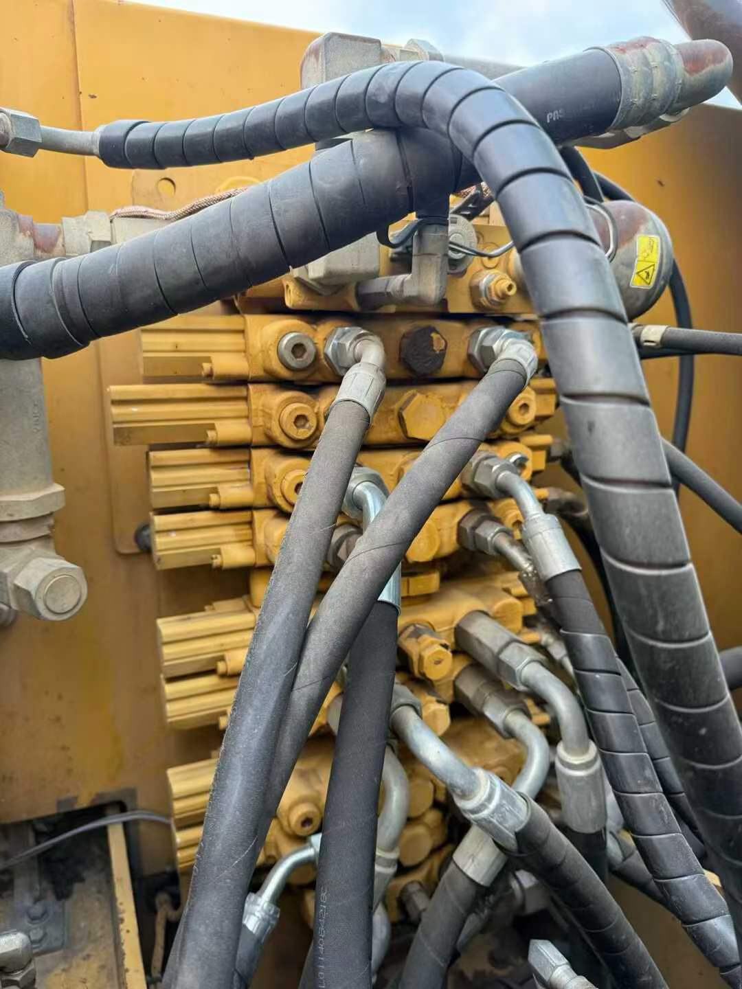 Buy Caterpillar 307B Used Excavator / 5