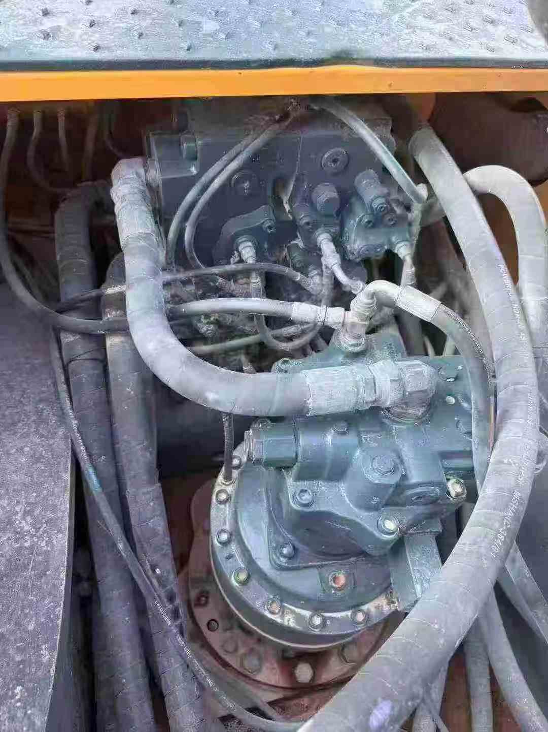 Buy Hyundai R385LVS Used Excavator / 4