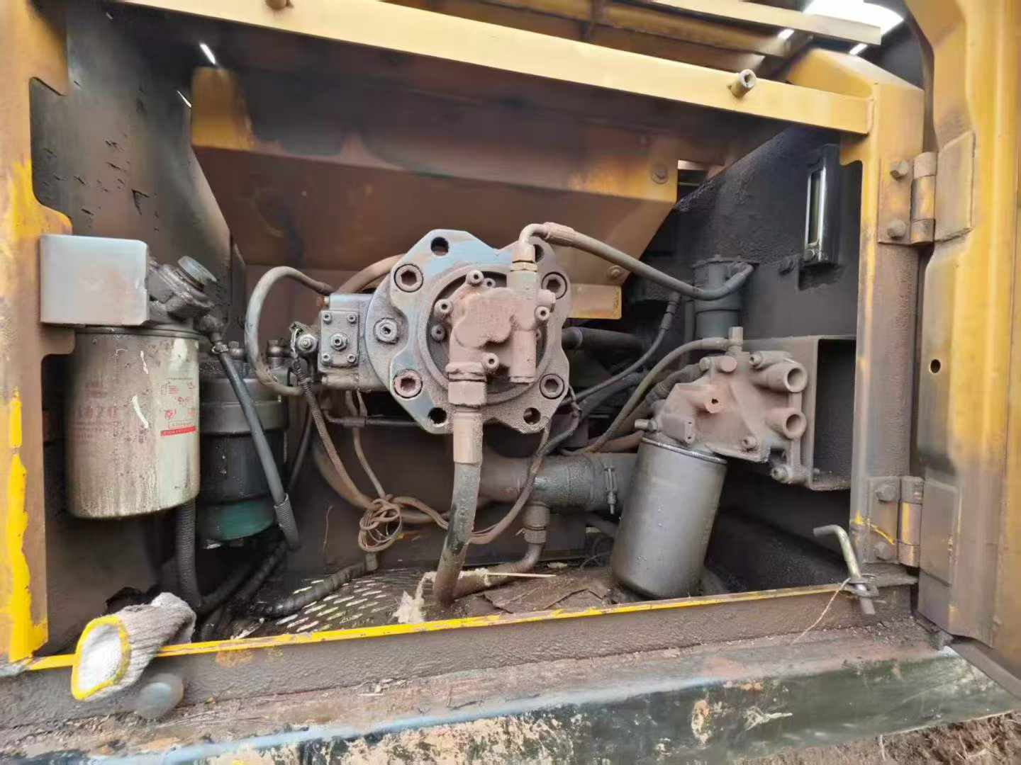 Buy Sany SY215C Used Excavator / 4