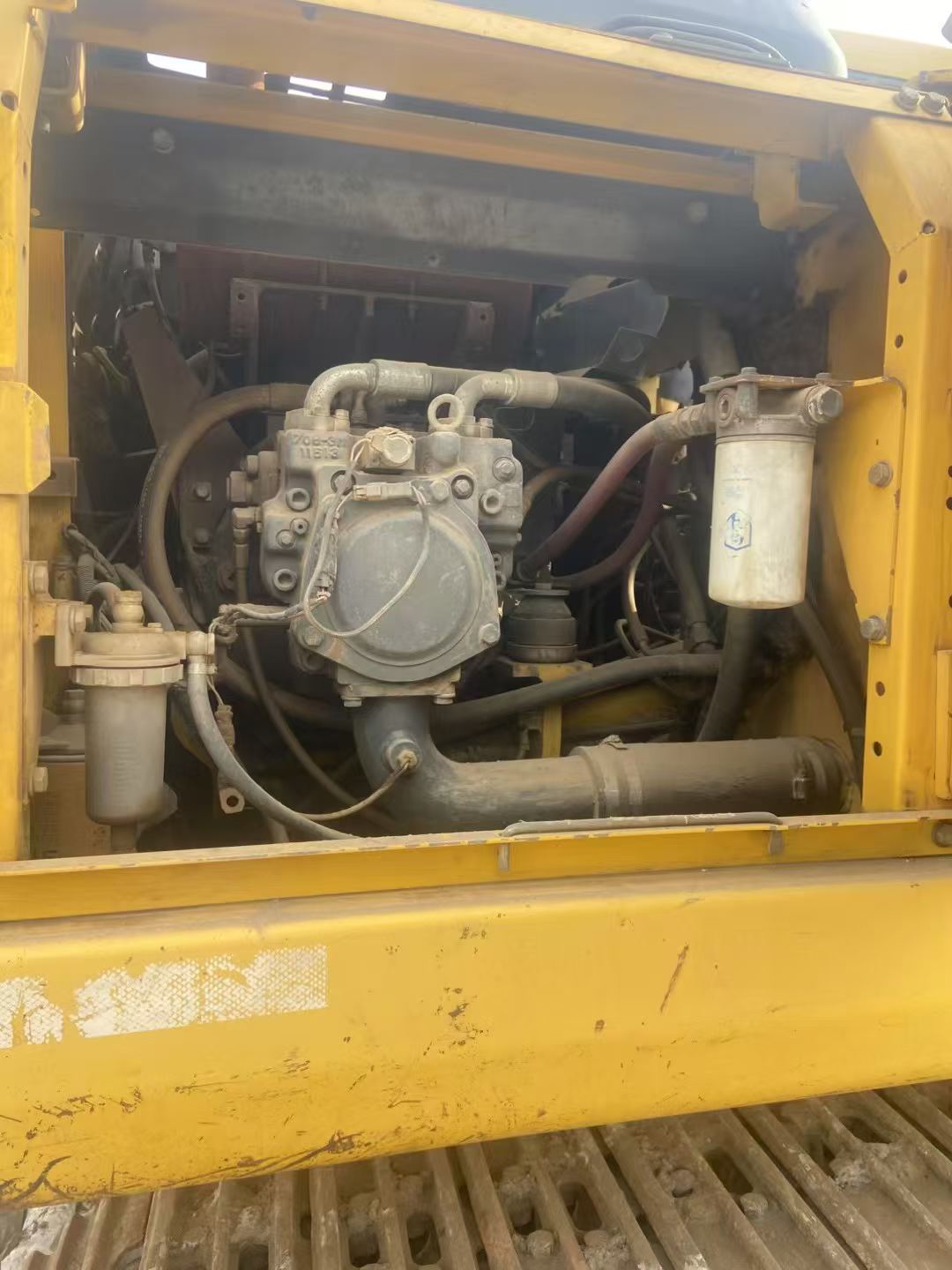 Buy Komatsu PC160-6 Used Excavator / 6