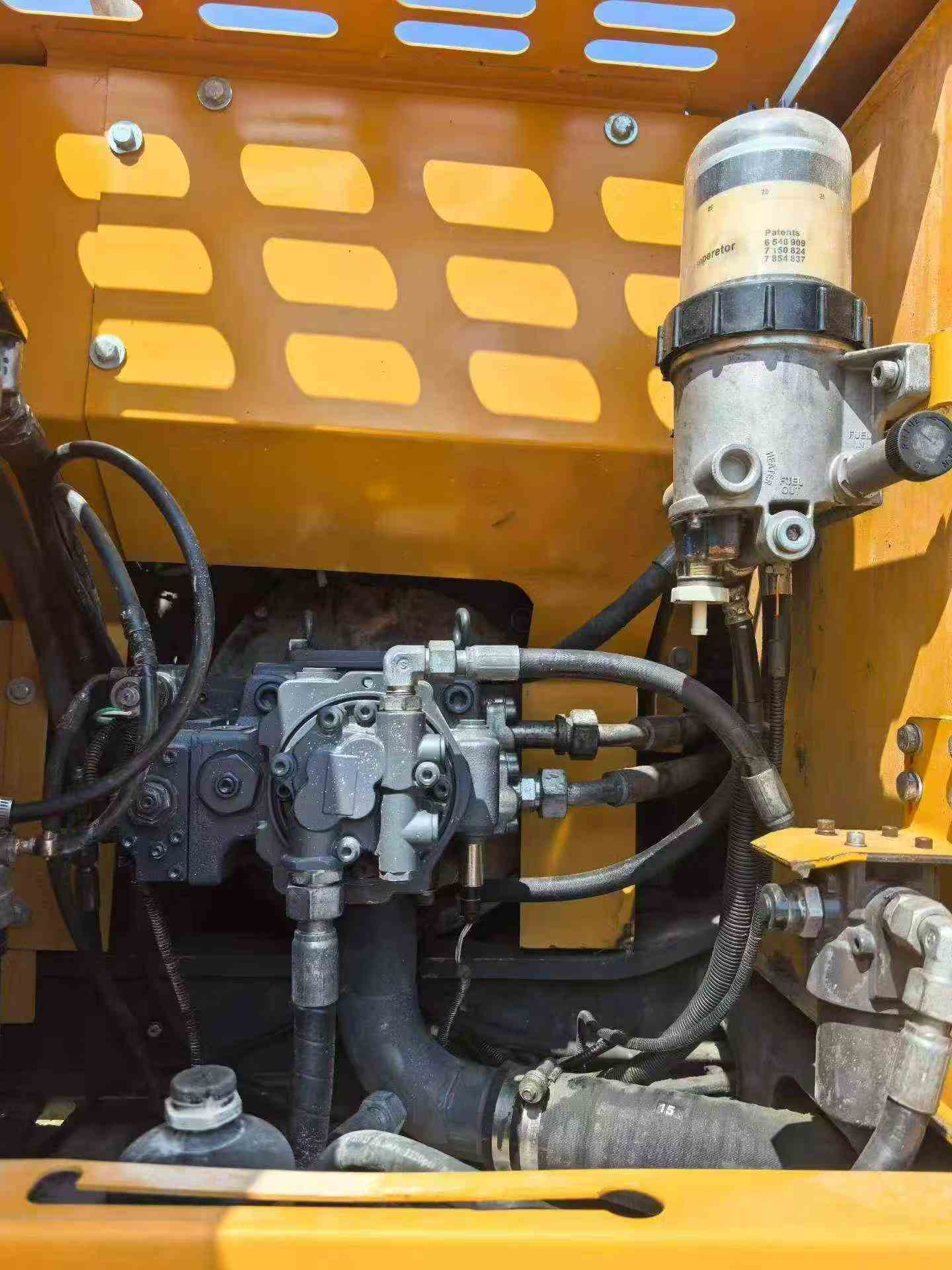 Buy XCMG XE155D Used Excavator / 3