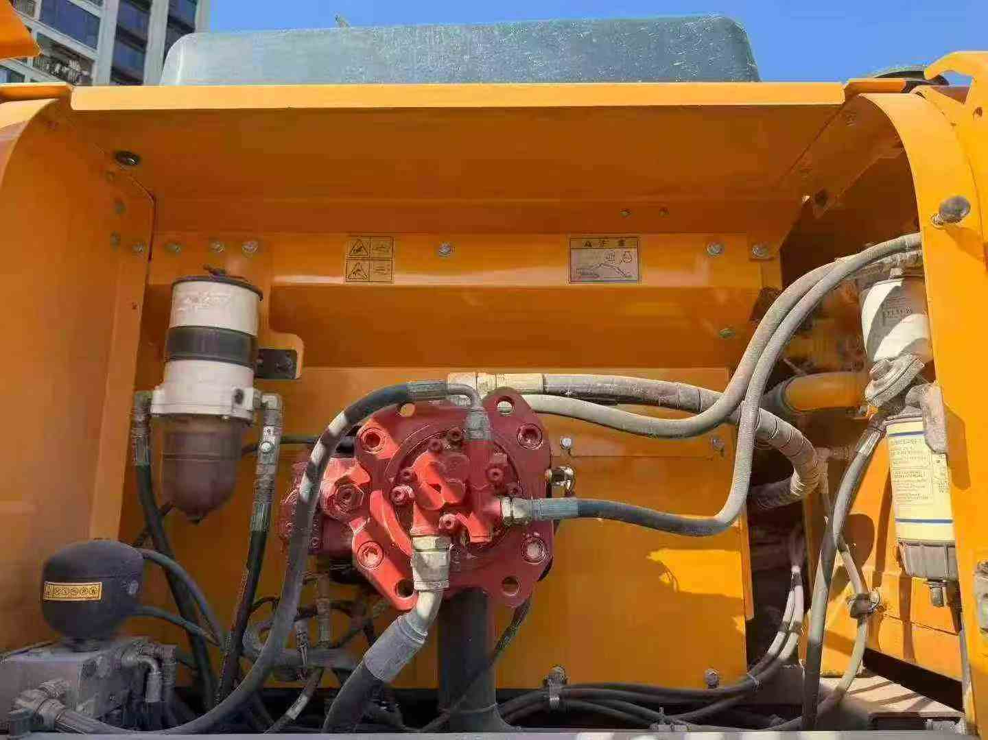 Buy Hyundai R385LVS Used Excavator / 6