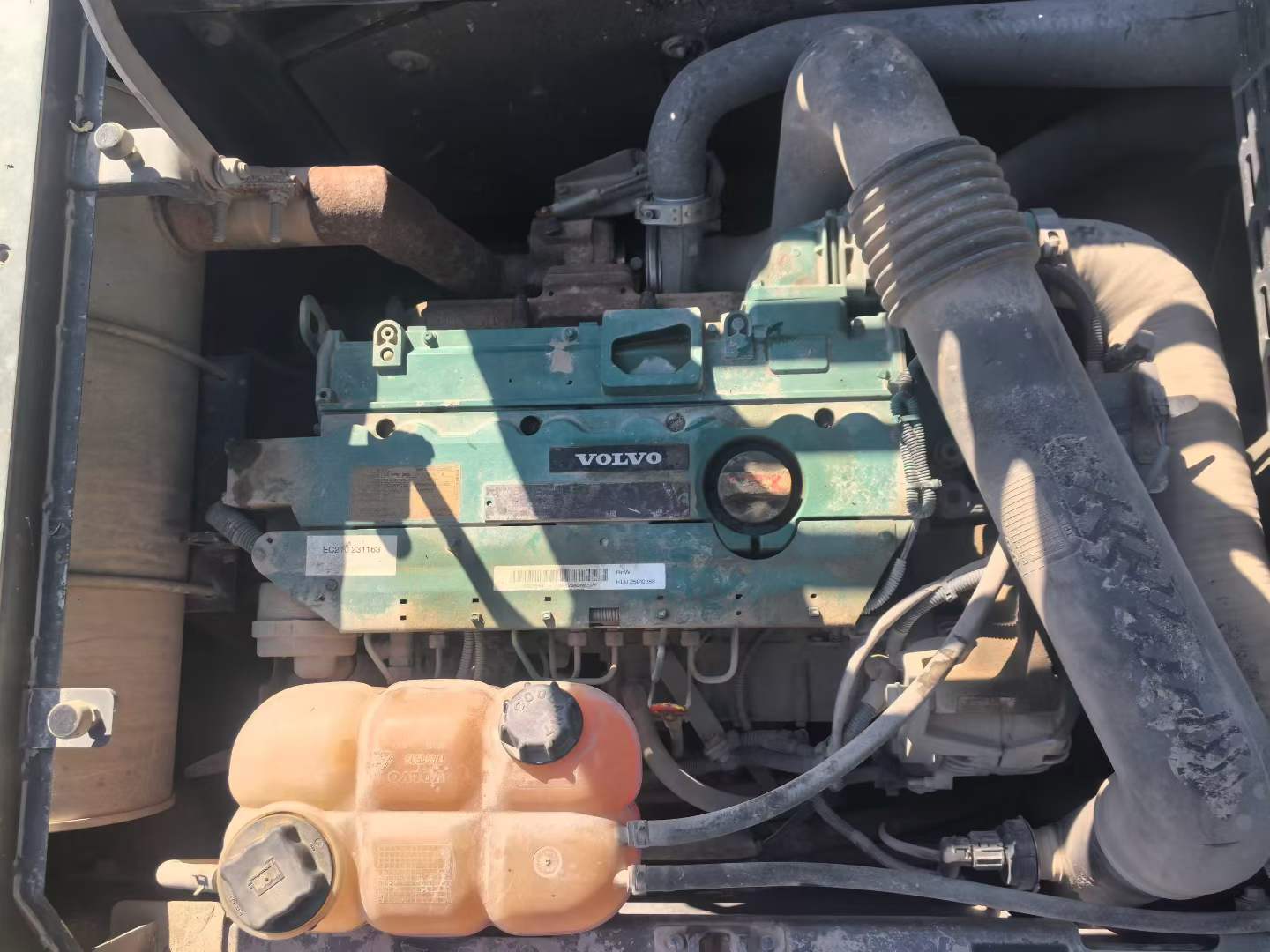 Buy Volvo EC210B Used Excavator / 3