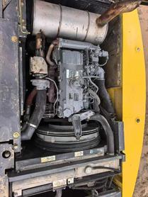 Buy Sumitomo SH200-5 Used Excavator / 3 Buy Sumitomo SH200-5 Used Excavator / 3