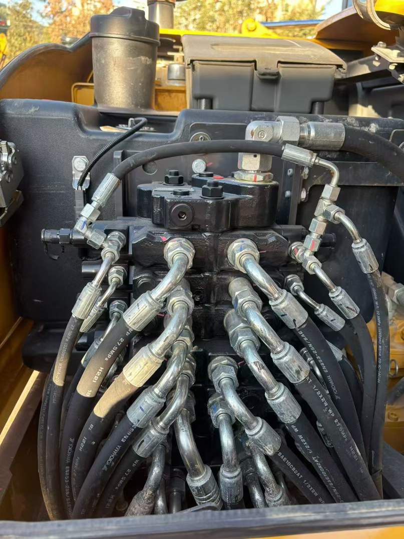 Buy XCMG XE55D Used Excavator / 3